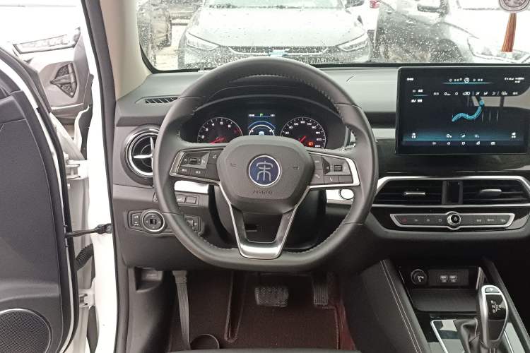 Used BYD Song 2021 Classic Edition 1.5T Automatic Luxury Model Steering Wheel