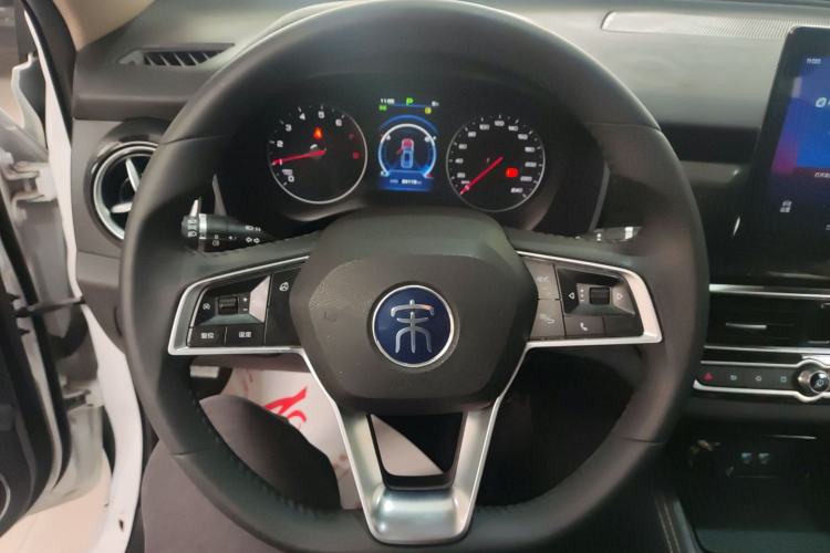 Used BYD Song 2021 Classic Edition 1.5T Automatic Elite Model Steering Wheel