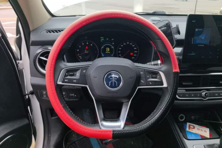 Used BYD Song 2021 Classic Edition 1.5T Automatic Luxury Model Steering Wheel