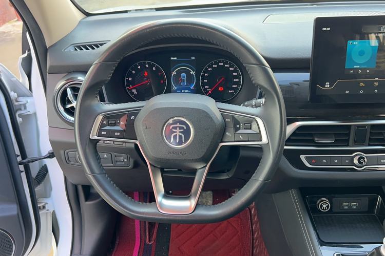Used BYD Song 2021 Classic Edition 1.5T Manual Luxury Model Steering Wheel