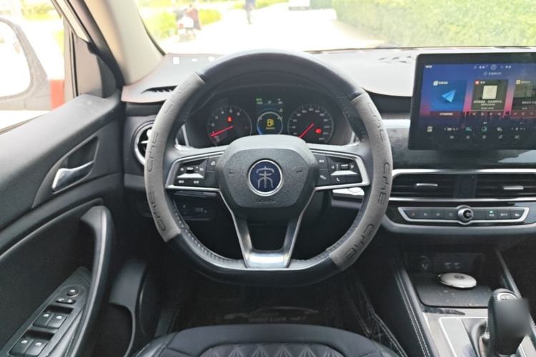 Used BYD Song 2021 Classic Edition 1.5T Automatic Elite Model Steering Wheel