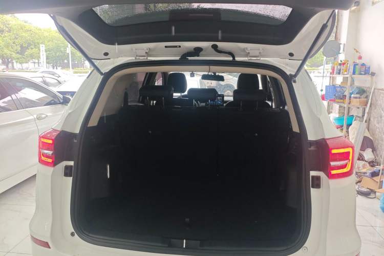 Used BYD Song 2021 Classic Edition 1.5T Automatic Elite Model Trunk