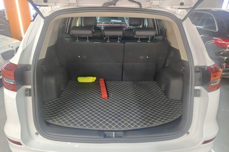Used BYD Song 2021 Classic Edition 1.5T Automatic Elite Model Trunk