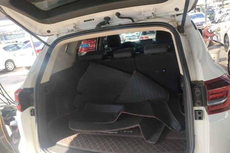 Used BYD Song 2021 Classic Edition 1.5T Automatic Elite Model Trunk