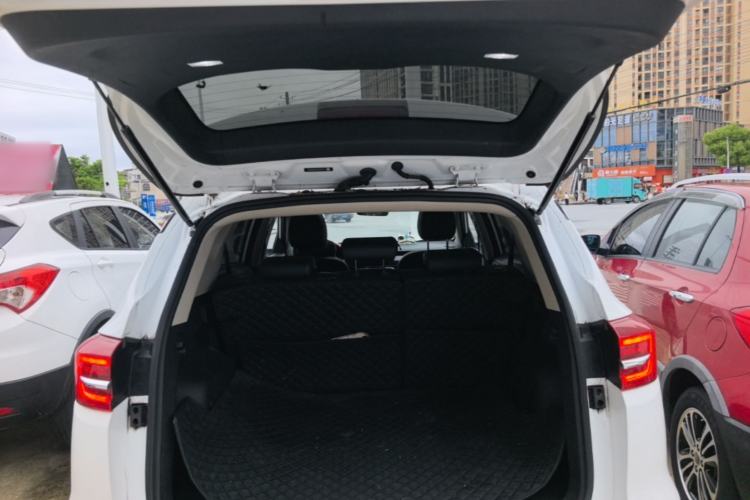 Used BYD Song 2021 Classic Edition 1.5T Automatic Luxury Model Trunk