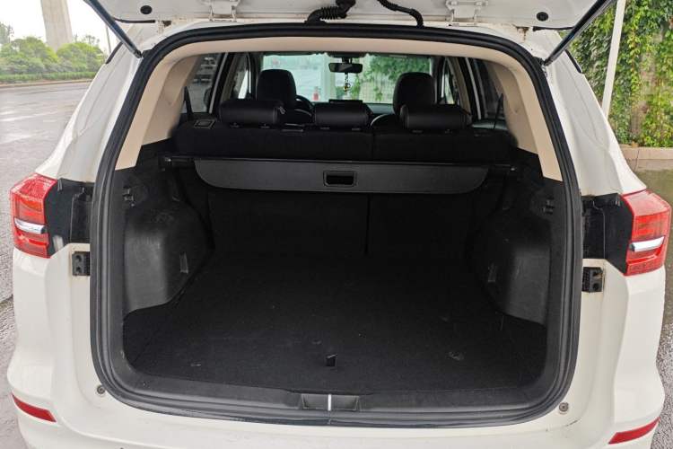Used BYD Song 2021 Classic Edition 1.5T Automatic Elite Model Trunk