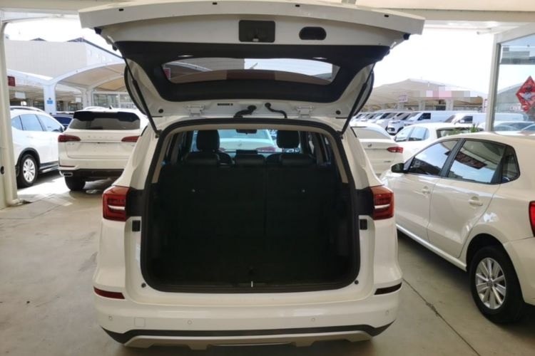 Used BYD Song 2021 Classic Edition 1.5T Automatic Luxury Model Trunk