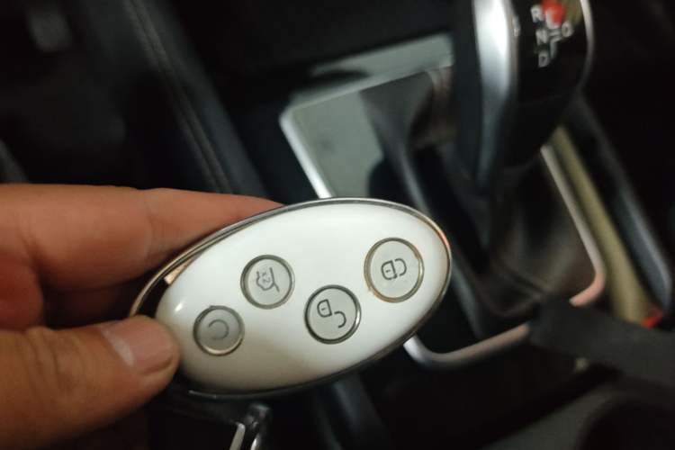 Used BYD Song 2021 Classic Edition 1.5T Automatic Elite Model Vehicle Key