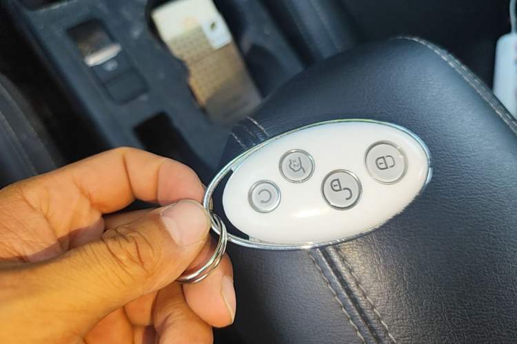 Used BYD Song 2021 Classic Edition 1.5T Automatic Elite Model Vehicle Key