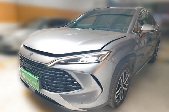 BYD Song L DM-i 2024 112 km Leading Edition مستعملة