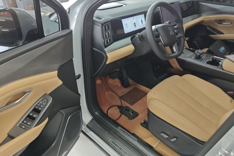 Used BYD Song L DM-i 2025 Intelligent Driving Version 112 km Leading Trim Driver Seat