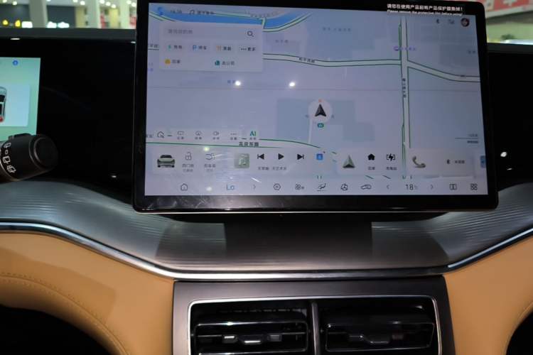Used BYD Song L DM-i 2024 112 km Leading Edition Audio And AC Panel