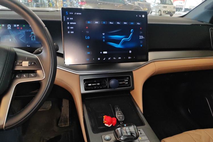 Used BYD Song L DM-i 2024 160km Beyond Edition Center Console
