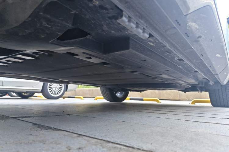 Used BYD Song L DM-i 2024 112 km Beyond Edition Chassis Front Left