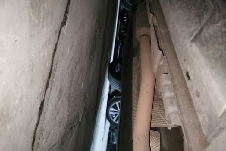 Used BYD Song L DM-i 2024 112 km Leading Edition Chassis Front Left