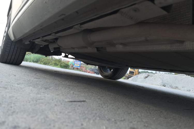 Used BYD Song L DM-i 2024 112 km Leading Edition Chassis Front Right