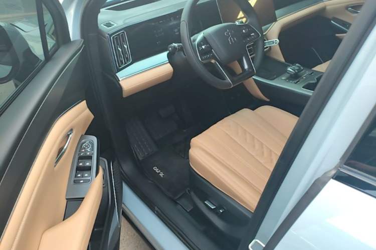Used BYD Song L DM-i 2024 160 km Excellence Version Driver Seat
