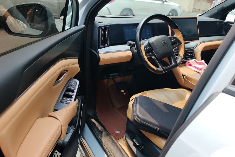 Used BYD Song L DM-i 2024 112 km Beyond Edition Driver Seat