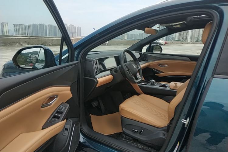 Used BYD Song L DM-i 2024 112 km Beyond Edition Driver Seat