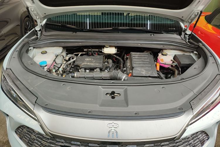 Used BYD Song L DM-i 2024 112 km Beyond Edition Engine Bay