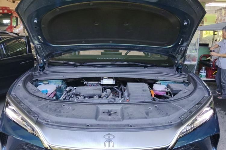 Used BYD Song L DM-i 2024 112 km Beyond Edition Engine Bay