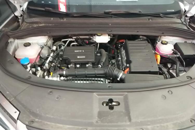 Used BYD Song L DM-i 2024 112 km Beyond Edition Engine Bay