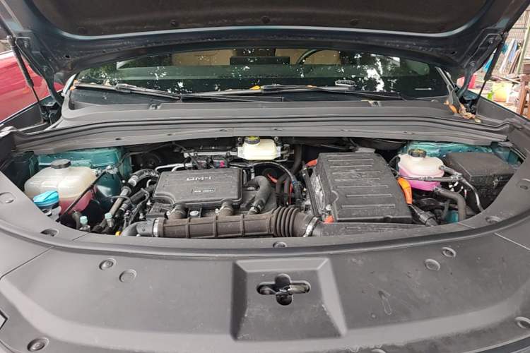 Used BYD Song L DM-i 2024 112 km Leading Edition Engine Bay