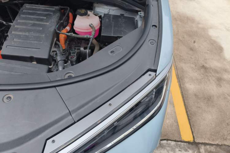 Used BYD Song L DM-i 2024 112 km Beyond Edition Engine Bay Left