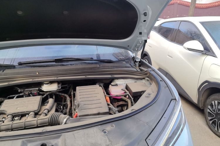 Used BYD Song L DM-i 2024 112 km Beyond Edition Engine Bay Left