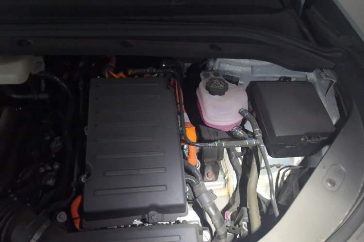 Used BYD Song L DM-i 2024 112 km Beyond Edition Engine Bay Left