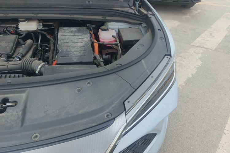 Used BYD Song L DM-i 2024 112 km Leading Edition Engine Bay Left