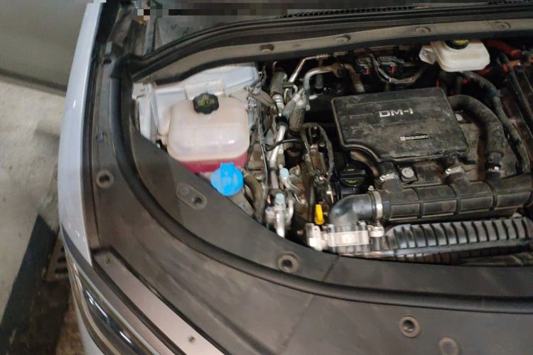 Used BYD Song L DM-i 2024 112 km Beyond Edition Engine Bay Right