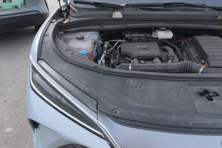 Used BYD Song L DM-i 2024 112 km Leading Edition Engine Bay Right