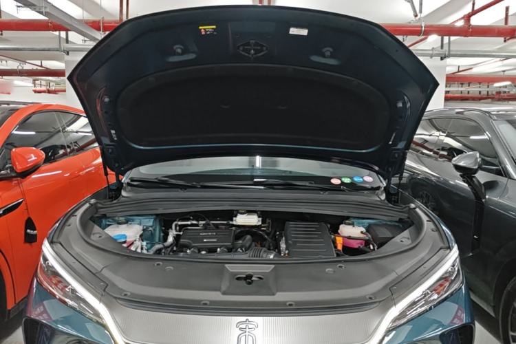 Used BYD Song L DM-i 2024 160km Beyond Edition Engine Bay