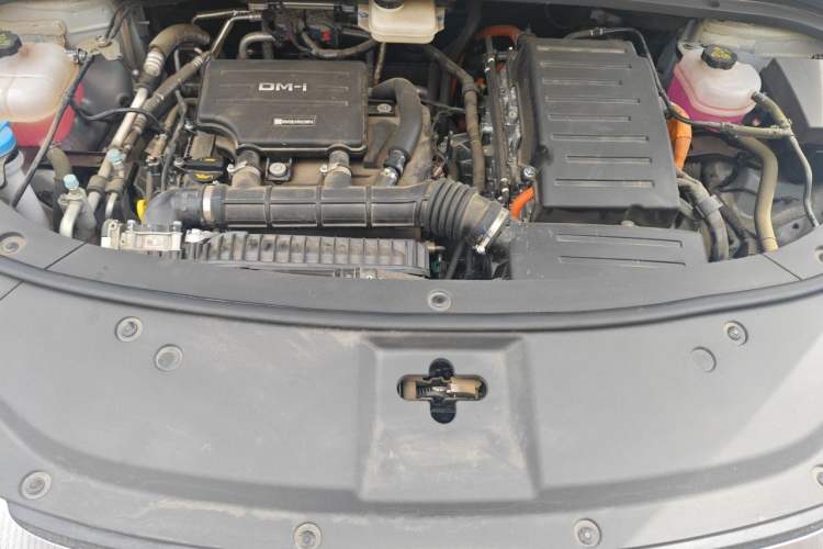 Used BYD Song L DM-i 2024 112 km Beyond Edition Engine Bay