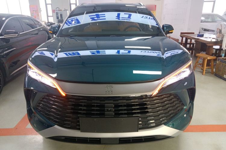 Used BYD Song L DM-i 2024 112 km Beyond Edition Exterior 1
