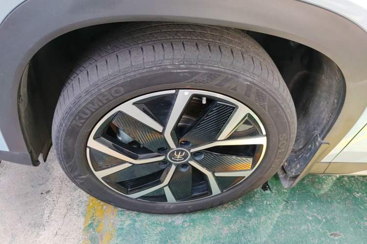 Used BYD Song L DM-i 2024 160km Beyond Edition Exterior 4