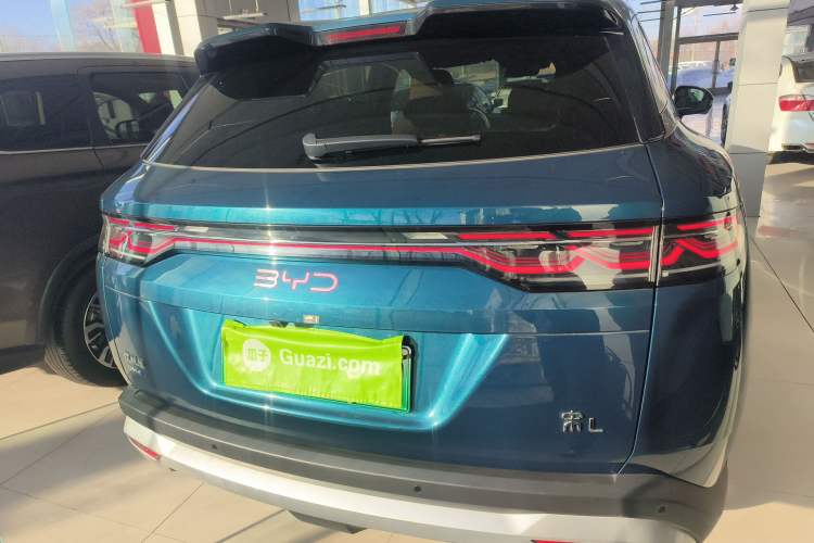 Used BYD Song L DM-i 2024 160 km Excellence Version Exterior 4