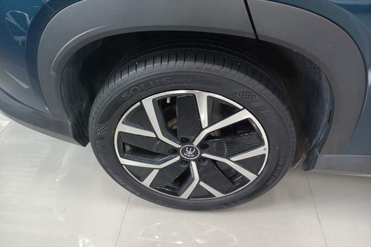 Used BYD Song L DM-i 2024 160km Beyond Edition Exterior 5