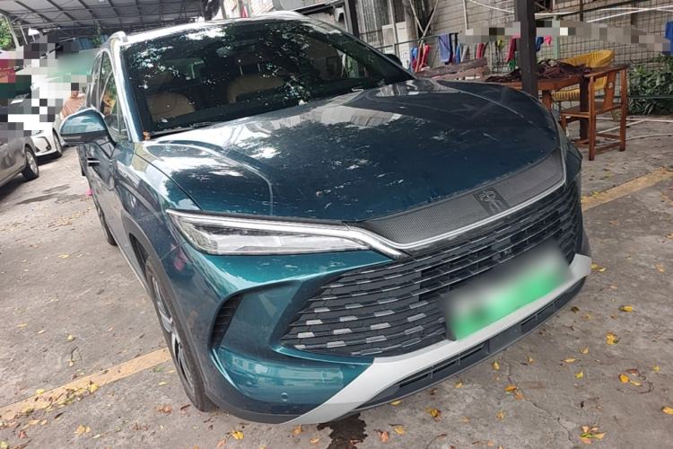 Used BYD Song L DM-i 2024 112 km Leading Edition Front Right 45 Deg