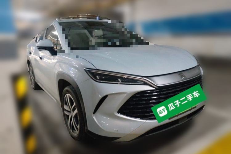 Used BYD Song L DM-i 2024 112 km Beyond Edition Front Right 45 Deg