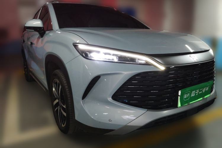 Used BYD Song L DM-i 2024 112 km Beyond Edition Front Right 45 Deg