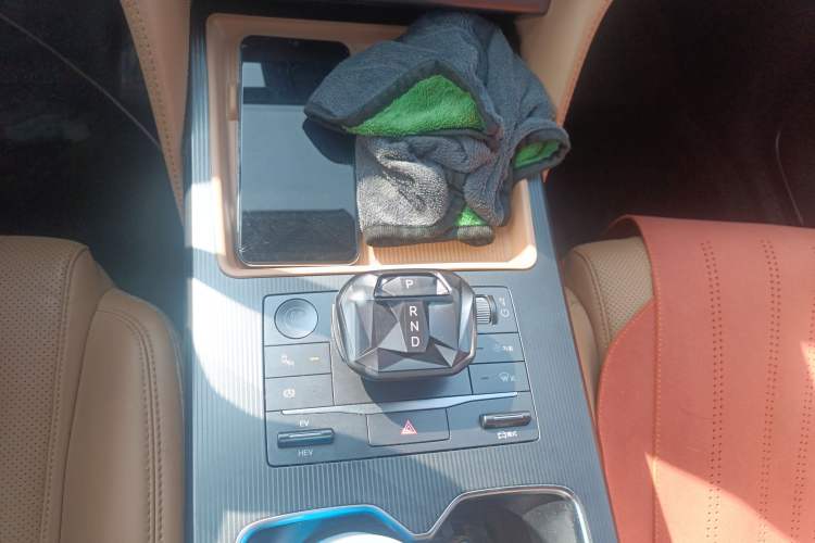 Used BYD Song L DM-i 2024 160km Beyond Edition Gear Lever