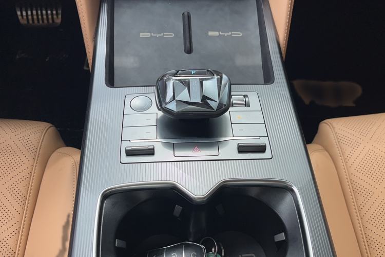 Used BYD Song L DM-i 2024 75km Leading Edition Gear Lever