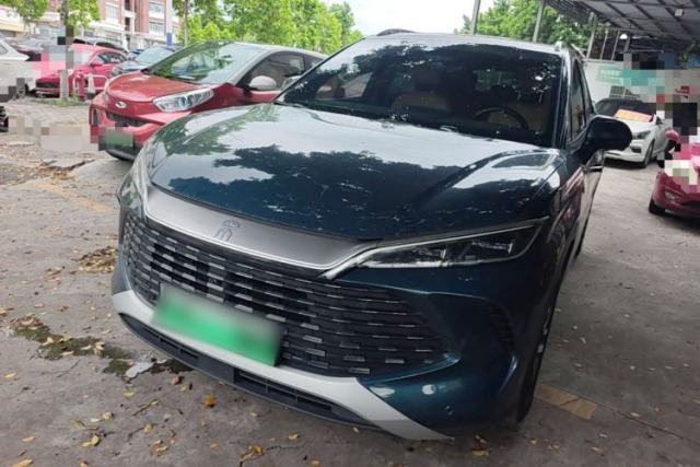 Ojetý BYD Song L DM-i 2024 112 km Leading Edition