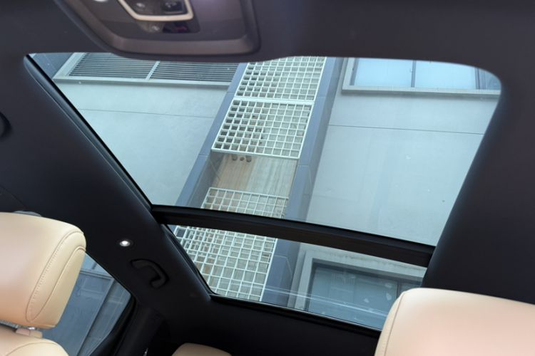 Used BYD Song L DM-i 2024 112 km Beyond Edition Headliner