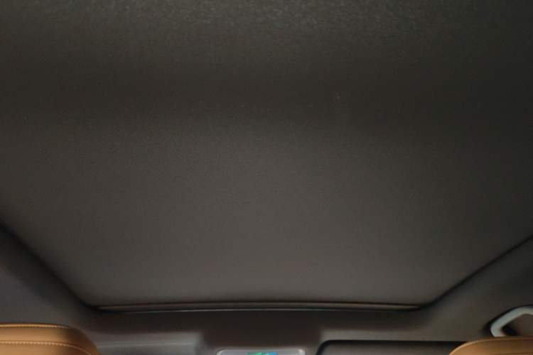 Used BYD Song L DM-i 2024 112 km Beyond Edition Headliner