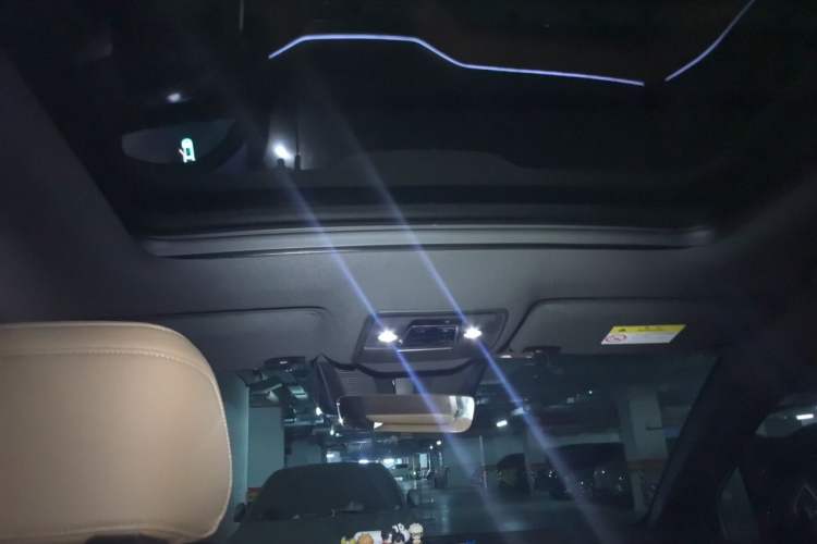 Used BYD Song L DM-i 2024 112 km Beyond Edition Headliner