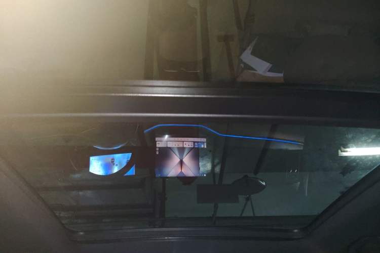 Used BYD Song L DM-i 2024 112 km Beyond Edition Headliner