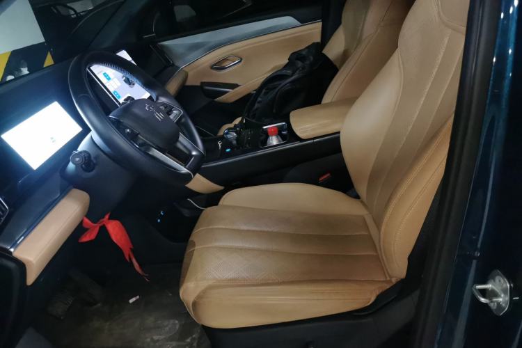 Used BYD Song L DM-i 2024 112 km Leading Edition Left Front Seat
